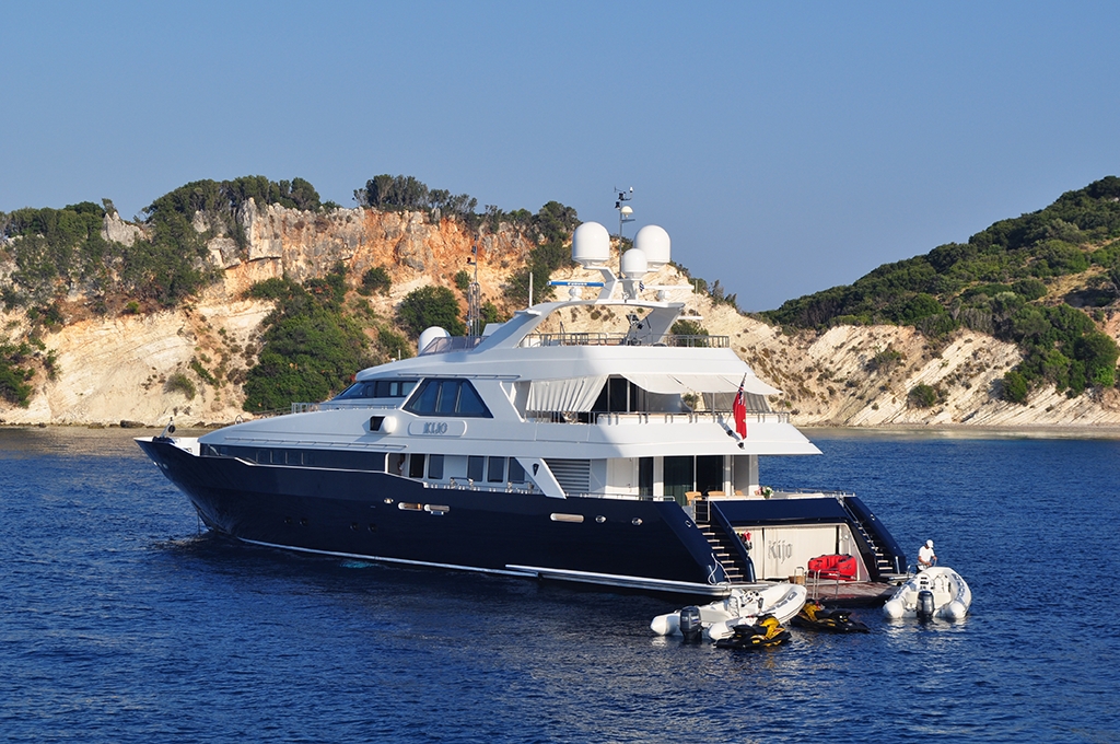 yacht-kijo-heesen-yachts-charterworld-luxury-superyacht-charters